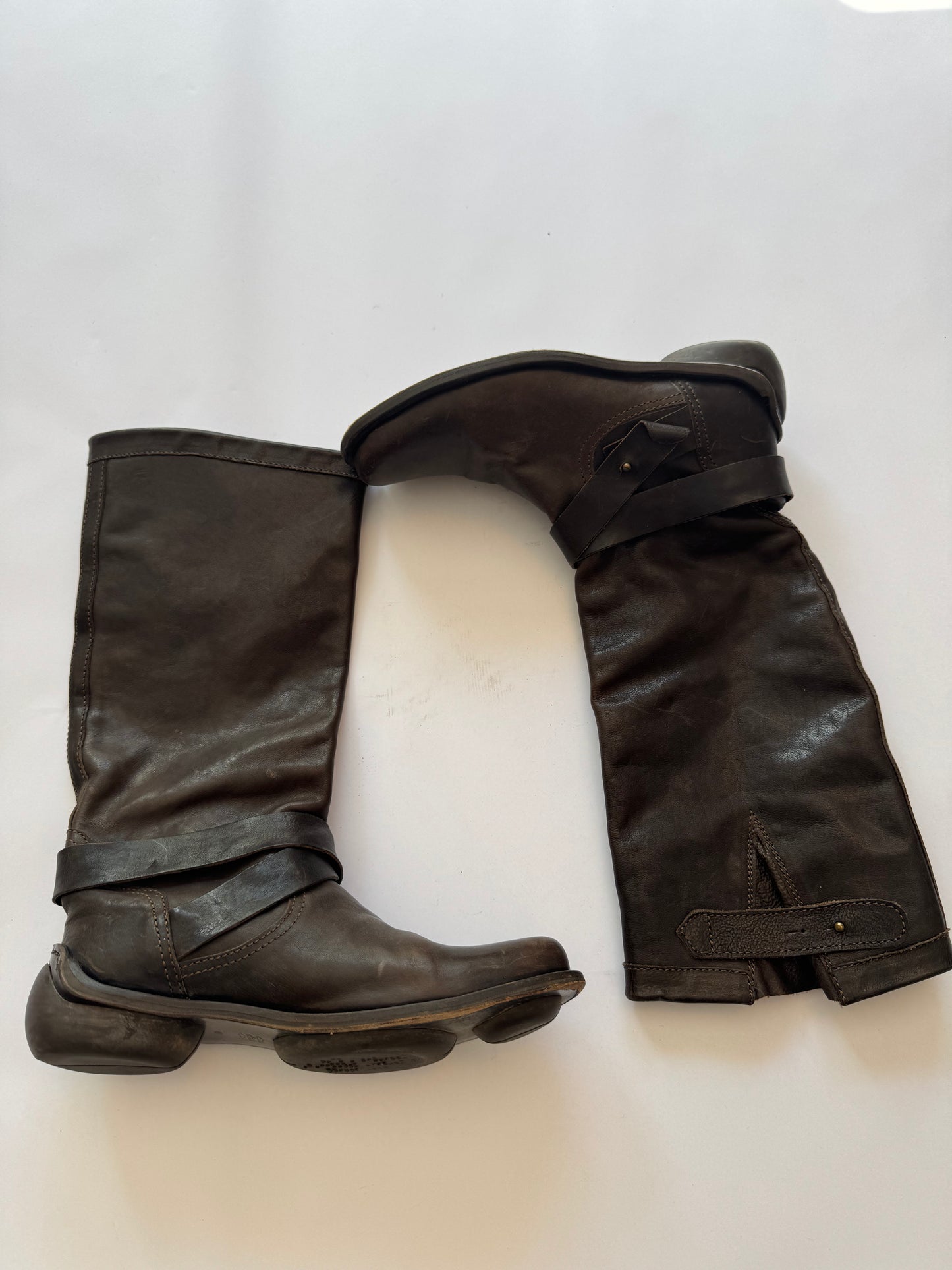 Girbaud Brown Leather Boots Size 40