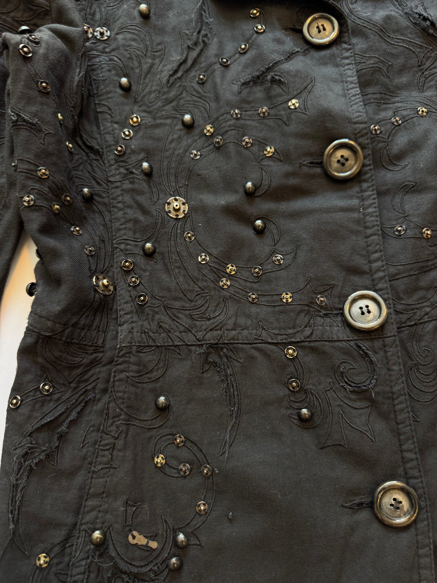Decorated Buttoned Jacket