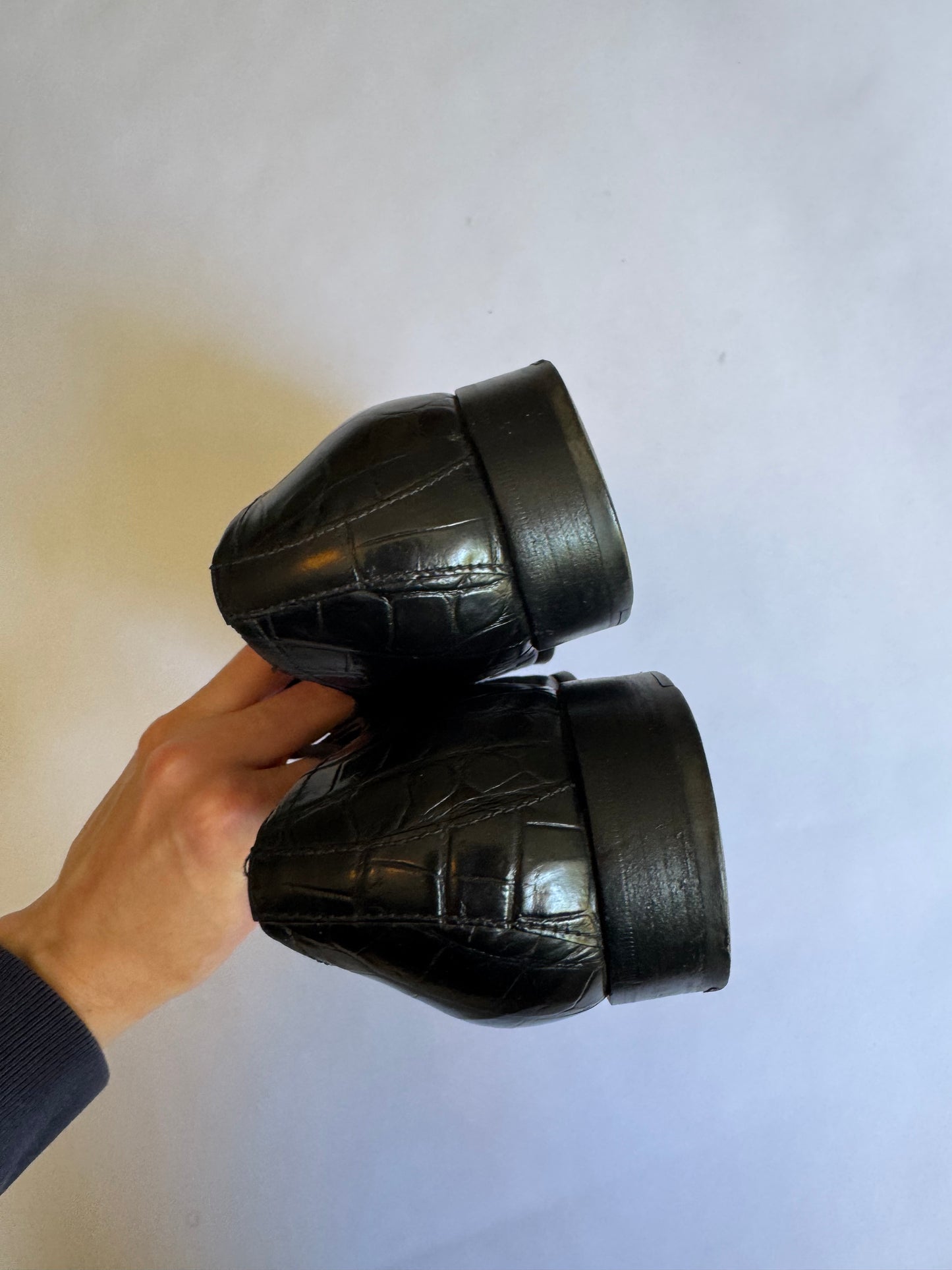 Miu Miu 90s Dress Shoes. Size 6 Mens